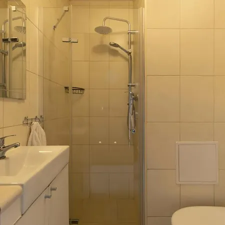 Elite & Economy Apartman *